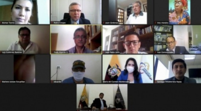 ACCIONES COORDINADAS PROPONE EL MINISTRO DE GOBIERNO PARA EL CONTROL DE LA MINERÍA ILEGAL EN EL PAÍS