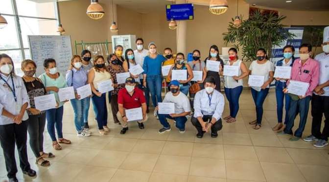 LA CAPACITACIÓN A 1.200 SERVIDORES GASTRONÓMICOS EN GUAYAS ESTÁ EN MARCHA