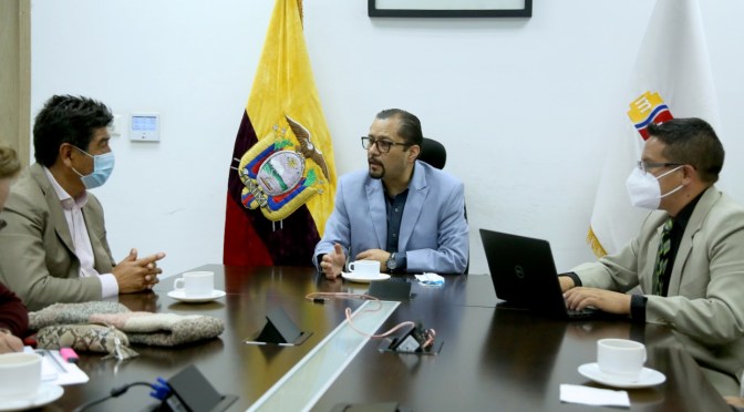 MINISTERIO DE SALUD Y EL MUNICIPIO DE QUITO FORTALECEN COOPERACIÓN PARA COMBATIR LA COVID-19