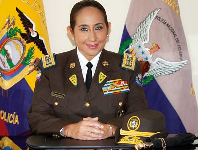PRIMERA MUJER ES COMANDANTE GENERAL DE LA POLICÍA NACIONAL GENERAL INSPECTOR TANNYA VARELA,