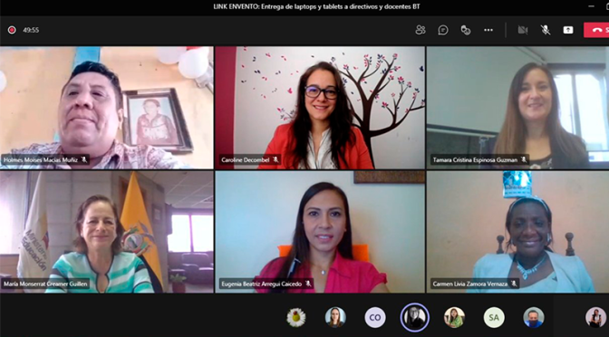 DIRECTIVOS Y DOCENTES DE BACHILLERATO TÉCNICO RECIBIERON LAPTOPS Y TABLETS