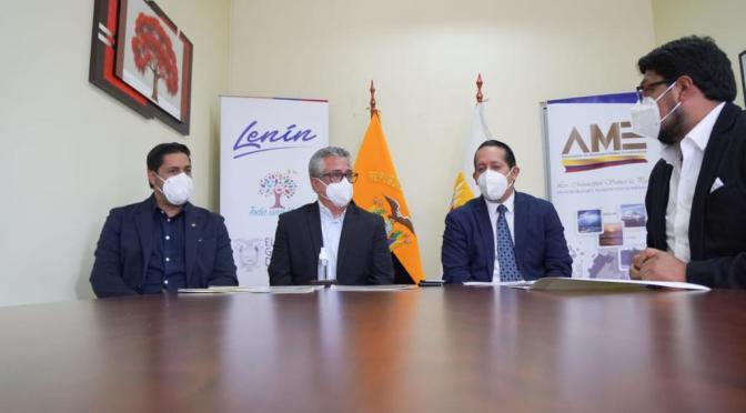 FIRMARON CONVENIO DE COOPERACIÓN INTERINSTITUCIONAL ENTRE AME, INEC, SNGRE Y LA ASOCIACIÓN DE PROFESIONALES DE GESTIÓN DE RIESGOS DEL ECUADOR