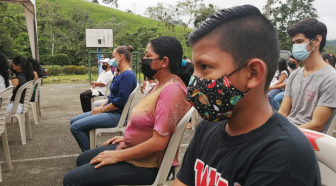 ESCUELA REABRE SUS PUERTAS EN SANTA ROSA