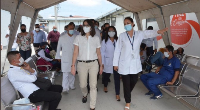 EN MANABÍ ARRANCÓ PLAN PILOTO DE VACUNACIÓN PARA TRABAJADORES DE EMPRESAS