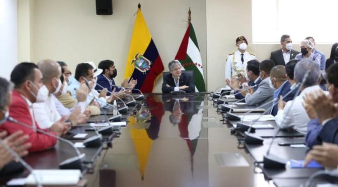 ALCALDES DE MANABÍ SE REUNIERON CON EL PRESIDENTE