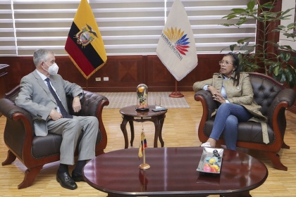 LA CREACIÓN DE LAS UNIVERSIDADES AMAZÓNICAS HABRE EL DIALOGO  ENTRE EL SECRETARIO DE LA SENESCYT Y LA ASAMBLEA