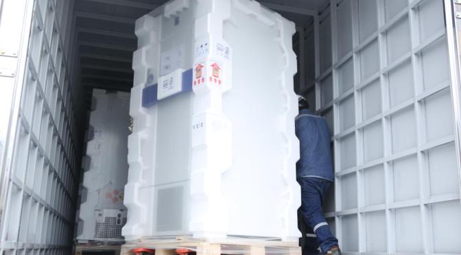 MSP RECIBIÓ APOYO PARA LA CONSERVACIÓN DE LAS VACUNAS DE PFIZER CON CINCO ULTRACONGELADORES U707 DE LA EMPRESA SIMED