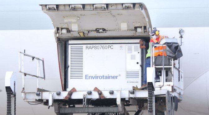 PLAN DE VACUNACIÓN 9/100 INCORPORA 246.000 DOSIS DE CANSINO