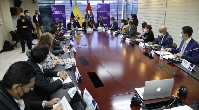 LA LUCHA CONTRA LA DESNUTRICIÓN CRÓNICA INFANTIL EN ECUADOR CUENTA CON UNA ESTRATEGIA INTEGRAL