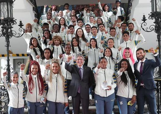 100 MIL DÓLARES A LA MEDALLA DE ORO DE LOS OLÍMPICOS Y PARALÍMPICOS DE JAPÓN