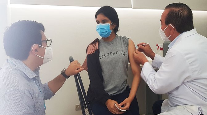 AVANZA DE MANERA PROGRESIVA LA VACUNACIÓN A ESTUDIANTES DE 12 A 15 AÑOS EN LA ZONA 5