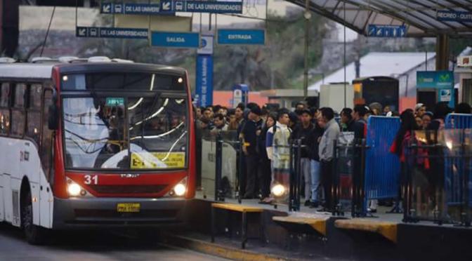 EN QUITO LA ALERTA ROJA HACE QUE SE INTENSIFIQUEN LOS CONTROLES EN EL TRANSPORTE PÚBLICO
