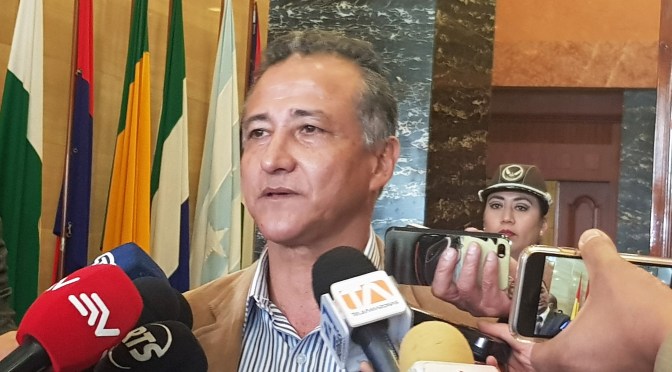 HONOR Y PLEITESÍA EN LOS 33 AÑOS DE VIDA POLÍTICA A LA PROVINCIA DE SUCUMBÍOS