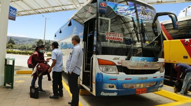 UN OPERATIVO POR FERIADO DE CARNAVAL EN LAS TERMINALES TERRESTRES DE QUITO