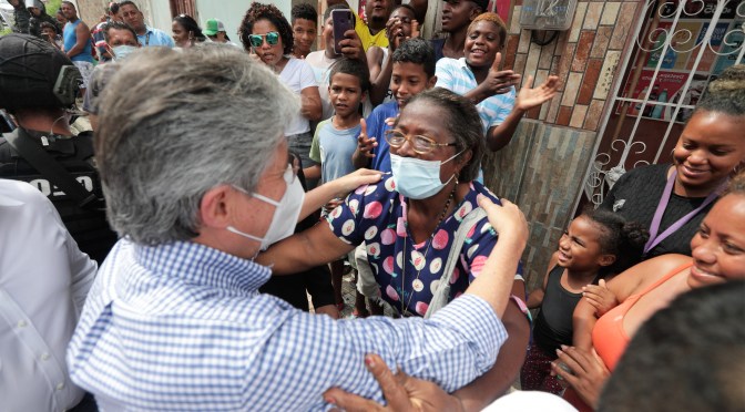 <strong>EL GOBIERNO NACIONAL ENTREGARÁ BONO DE DESASTRE ENTRE 270&nbsp; Y HASTA 15 MIL DÓLARES PARA LAS FAMILIAS AFECTADAS EN ESMERALDAS</strong>