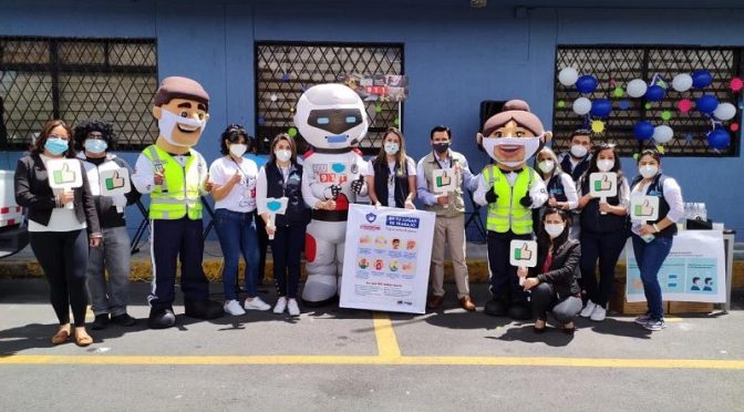 PRESENTACIÓN DEL CARNÉ DE VACUNACIÓN Y USO DE LA MASCARILLA EN QUITO