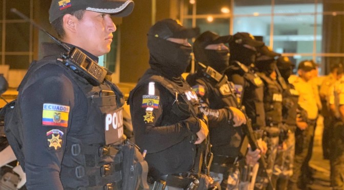 <strong>PRESIDENTE LASSO DECLARA ESTADO DE EXCEPCIÓN EN GUAYAS, MANABÍ Y ESMERALDAS POR LA SEGURIDAD CIUDADANA</strong>