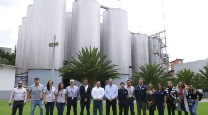 CERVECERÍA NACIONAL DARÁ MANTENIMIENTO A 43.788 M2 DEL PARQUE ALGARROBOS EN CUMBAYÁ