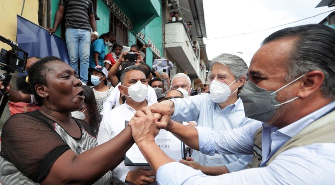 <strong>GOBIERNO ENTREGÓ BONOS DE CONTINGENCIA PARA CONSTRUCCIÓN Y REPARACIÓN DE VIVIENDAS</strong>