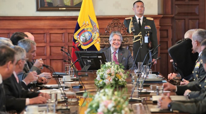 <strong>EL PRESIDENTE LASSO POSESIONÓ Al NUEVO MANDO MILITAR Y LA POLICÍA NACIONAL</strong>