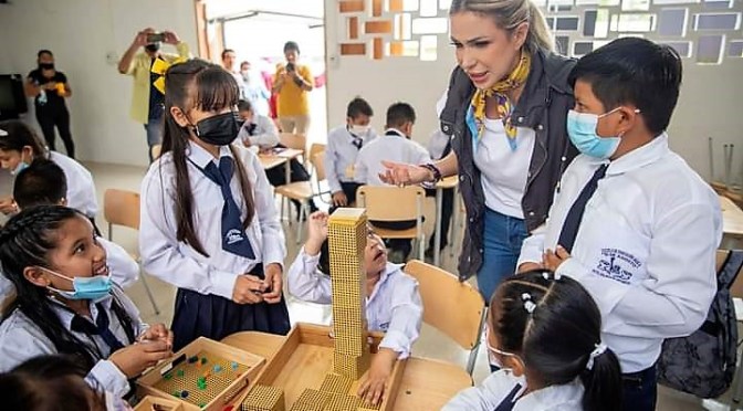 <strong>INNOVACIÓN EDUCATIVA IMPULSA LA PREFECTA SUSANA GONZÁLEZ</strong>