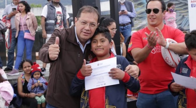 HOMENAJE A LA NIÑEZ DE LA ZONA ELOY ALFARO