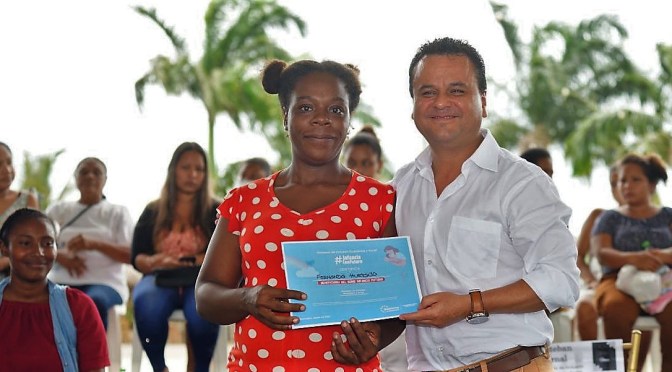 <strong>CIUDAD INCLUSIVA MÓVIL DEL MIES LLEGA A ESMERALDAS</strong><strong></strong>