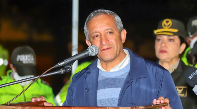 <strong>GOLPE BAJO DA LA ASAMBLEA A LA POLICÍA NACIONAL AL NO ACOGER EL&nbsp; VETO DEL EJECUTIVO A LA LEY DE USO PROGRESIVO DE LA FUERZA</strong>