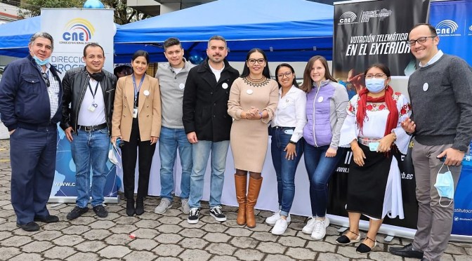 <strong>CNE CIERRA LA SEMANA DE LA DEMOCRACIA CON FERIA INSTITUCIONAL Y PROYECCIÓN DE DOCUMENTA</strong>