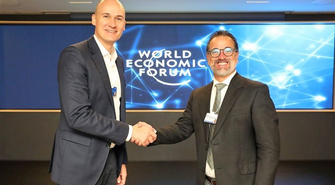 <strong>FORO ECONÓMICO MUNDIAL DESIGNA A MINISTRO DE AMBIENTE COMO CHAMPION FOR NATURE</strong>