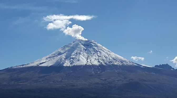 <strong>SNGRE DECLARÓ ALERTA AMARILLA POR PRECAUCIÓN DEBIDO A LA ACTIVIDAD VOLCÁNICA DEL COTOPAXI</strong>