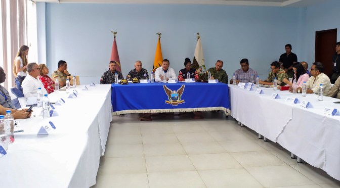 <strong>200 NUEVOS POLICÍAS SE INCORPORARÁN PARA COMBATIR LA INSEGURIDAD EN LA PROVINCIA DE ESMERALDAS</strong>