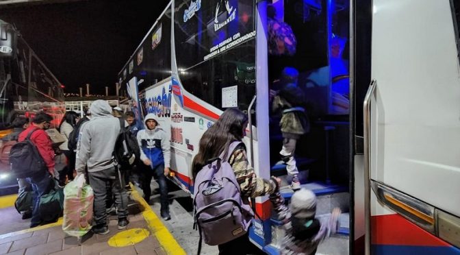 30.700 PERSONAS VIAJARON DESDE LAS TERMINALES TERRESTRES DE QUITO EN EL PRIMER DÍA DEL OPERATIVO POR FERIADO DE DIFUNTOS