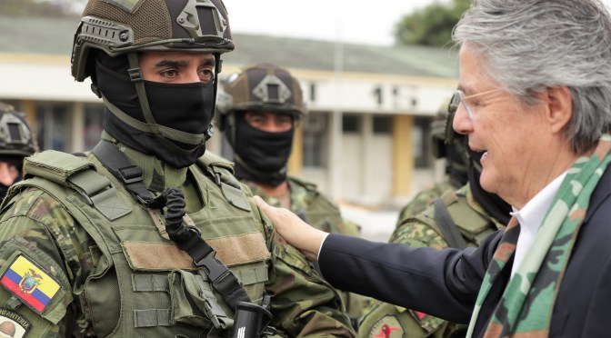 PRESIDENTE LASSO RESALTÓ EL APOYO A LAS FF.AA. POR MANTENER LA PAZ EN EL PAÍS