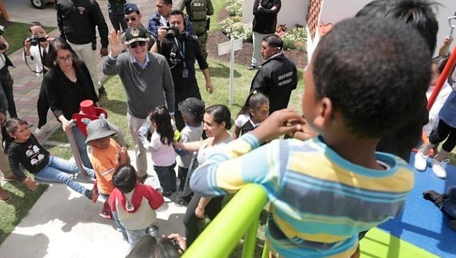 VIVIENDAS, TÍTULOS DE PROPIEDAD Y SERVICIOS BÁSICOS PARA LA SIERRA CENTRO Y NORTE DEL PAÍS