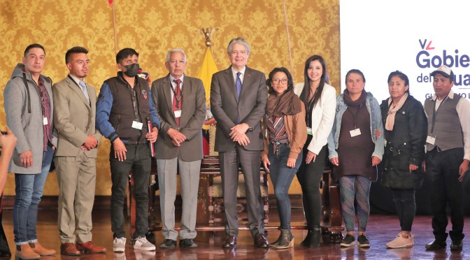 PRESIDENTE LASSO DONÓ SU SUELDO A LA FUNDACIÓN ÁGATA