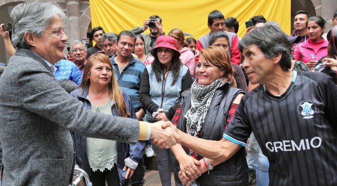 “SOY DEMÓCRATA, RESPETO LA DECISIÓN DE LA CORTE CONSTITUCIONAL, AUNQUE NO LA COMPARTA” DIJO EL PRESIDENTE LASO EN SU MENSAJE A LA NACIÓN