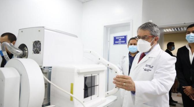 RENOVADO LABORATORIO Y CENTRO DE RAYOS X EN EL HOSPITAL ENRÍQUEZ GARCÉS