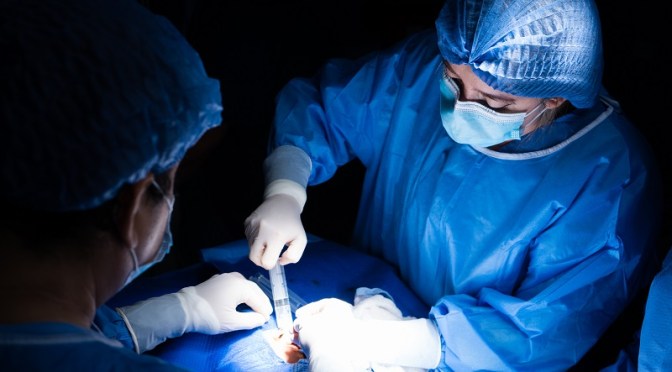 EN EL HOSPITAL MONTE SINAÍ REALIZARON UNA CIRUGÍA A PACIENTE DE 8 MESES PARA CORREGIR UNA MALFORMACIÓN VASCULAR