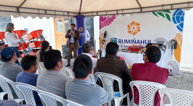 DOTACIÓN DE HERRAMIENTAS PARA EL PERSONAL DE OBRAS PÚBLICA, AGUA POTABLE, ALCANTARILLADO Y FOMENTO PRODUCTIVO DEL MUNICIPIO DE RUMIÑAHUI