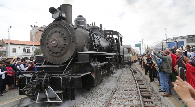 EL GOBIERNO REHABILITARÁ EL “TREN DEL ECUADOR”
