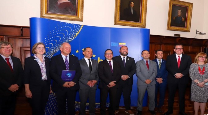 GOBIERNO DEL ECUADOR Y LA UNIÓN EUROPEA SUSCRIBEN CONVENIO PARA IMPULSAR LA MOVILIDAD URBANA SOSTENIBLE