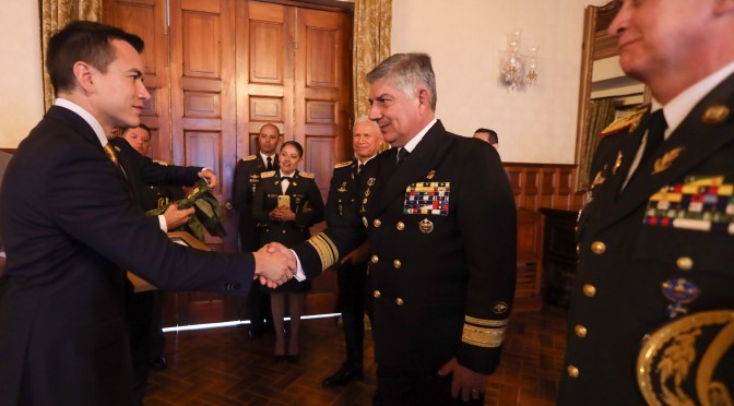 NUEVO MANDO EN LAS FUERZAS ARMADAS