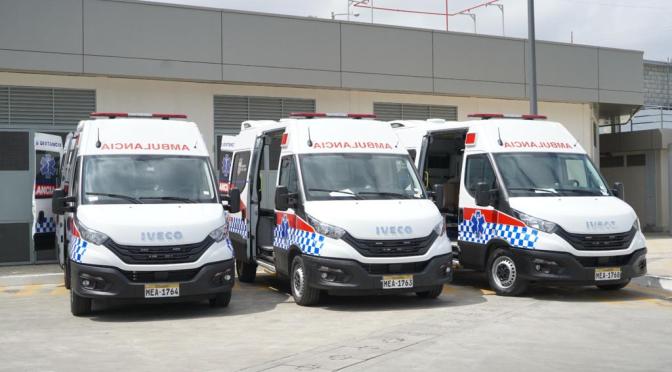 NUEVA FLOTA AMBULANCIAS LLEGÓ AL ECUADOR