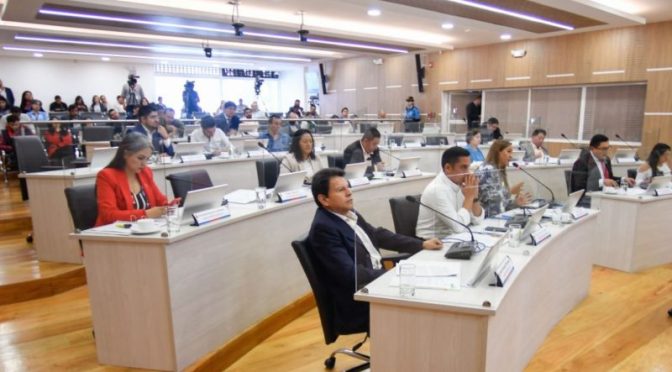 REFORMA A LA REVISIÓN TÉCNICA VEHICULAR EN QUITO