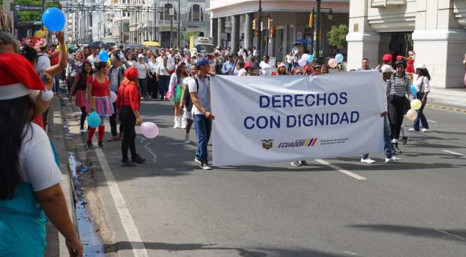 MIES PRESNTÓ LA CAMPAÑA “DERECHOS CON DIGNIDAD” PARA PREVENIR LA MENDICIDAD Y EL TRABAJO INFANTIL