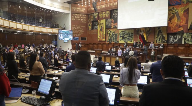 REFORMAS A LAS LEYES DEL IESS Y BIESS PASARON EL PRIMER DEBATE