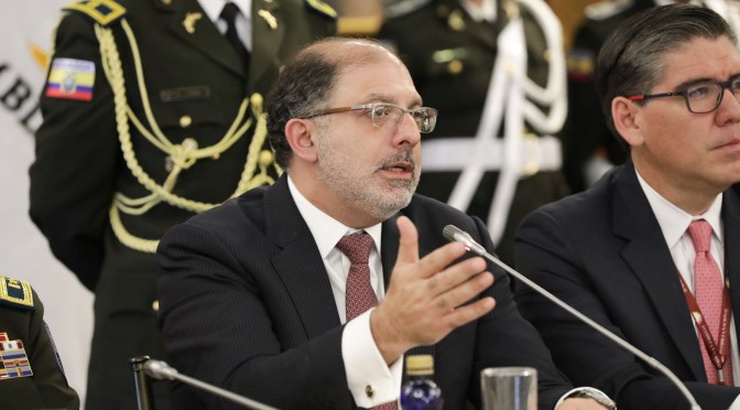 INCREMENTAR EL IVA NO ES LA ÚNICA SALIDA PARA FINANCIAR EL CONFLICTO INTERNO HENRY KRONFLE