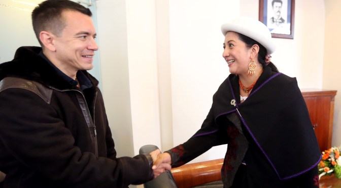 PRESIDENTE NOBOA SE REUNIÓ CON LAS AUTORIDADES LOCALES DE LA ZONA 6