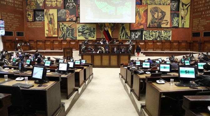ASAMBLEA RECHAZÓ Y CONDENÓ LA SENTENCIA DE LA ACCIÓN DE PROTECCIÓN PROPUESTA POR LA ASAMBLEÍSTA INÉS ALARCÓN